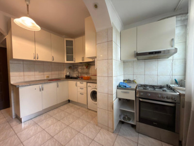 De inchiriat 3 camere Parter Bd Basarabia Plan secund