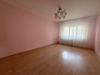 Apartament 2 camere decomandat Etaj 1 Militari, Aleea Aleșd Bloc 1981 De renovat